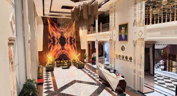 KANGURT GRAND HOTEL