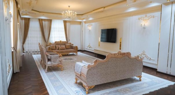 KANGURT GRAND HOTEL