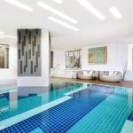 CENTER POINT CHIDLOM HOTEL
