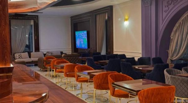 KANGURT GRAND HOTEL