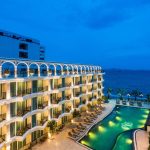 LK EMERALD BEACH HOTEL