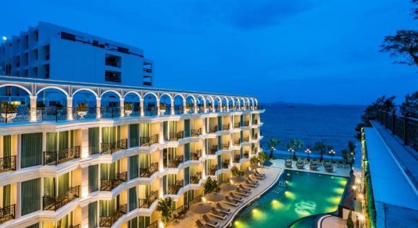 LK EMERALD BEACH HOTEL