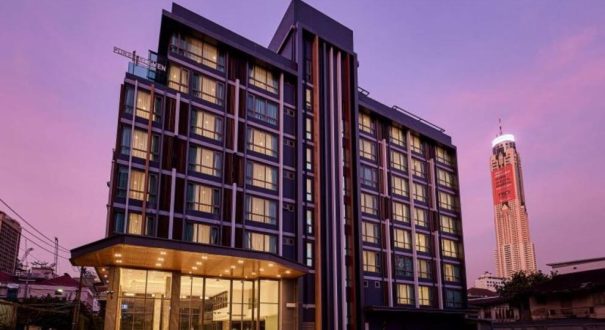 PURE ELEVEN HOTEL