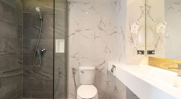 PURE ELEVEN HOTEL