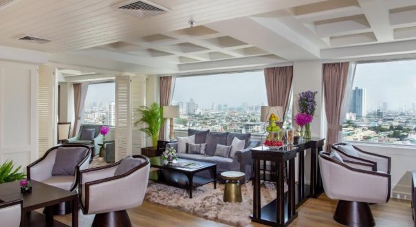 RAMADA PLAZA BY WYNDHAM MENAM RIVERSIDE HOTEL
