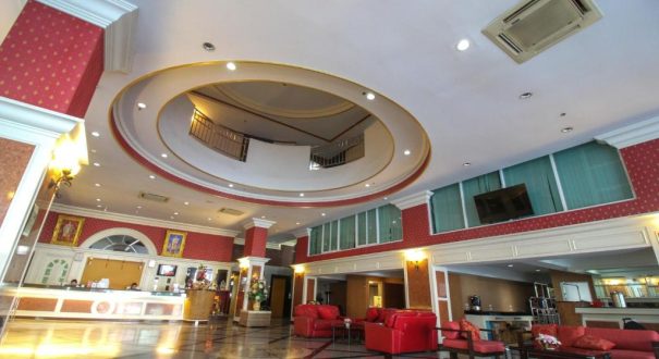 CONVENIENT PARK HOTEL