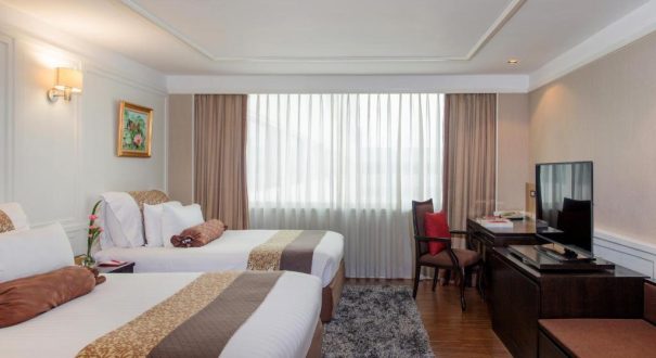 RAMADA PLAZA BY WYNDHAM MENAM RIVERSIDE HOTEL