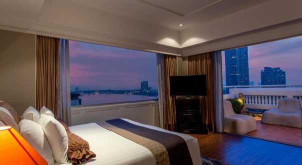 RAMADA PLAZA BY WYNDHAM MENAM RIVERSIDE HOTEL