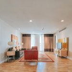 URBANA LANGSUAN HOTEL
