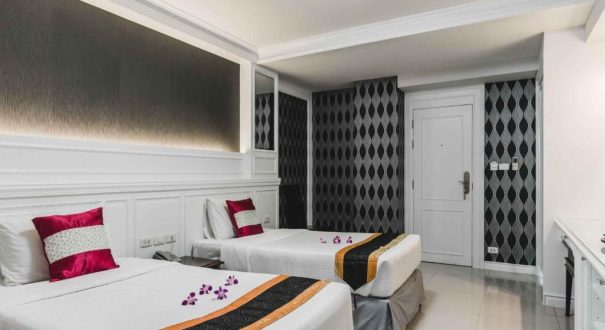 CONVENIENT PARK HOTEL
