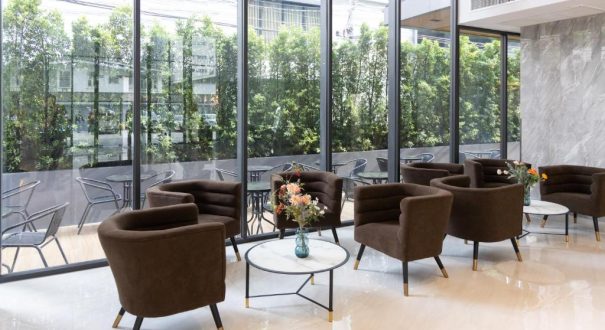 PURE ELEVEN HOTEL