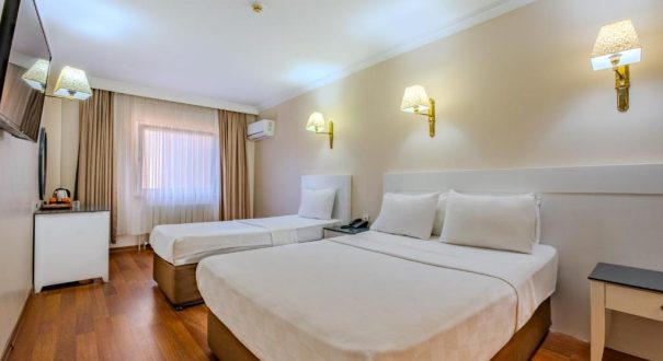 PEAK STAR HOTEL