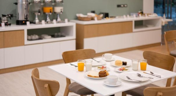 PURE ELEVEN HOTEL