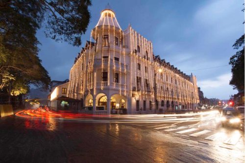 QUEENS HOTEL KANDY