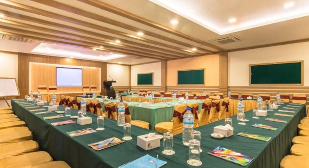 PARK SAFARI RESORT HOTEL