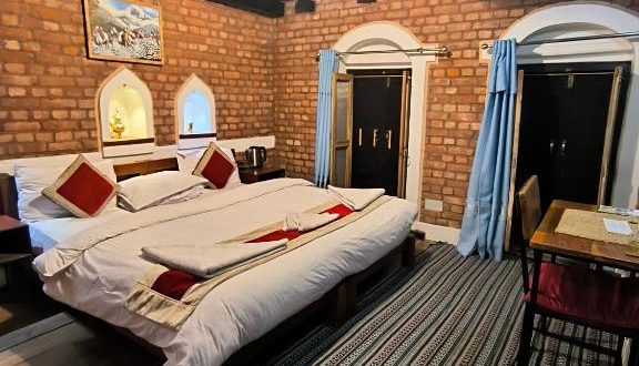 BANDIPUR CHHEN HOTEL