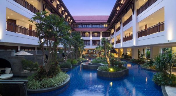 HOLIDAY INN RESORT BALI HOTEL