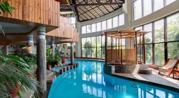 CLUB HIMALAYA HOTEL