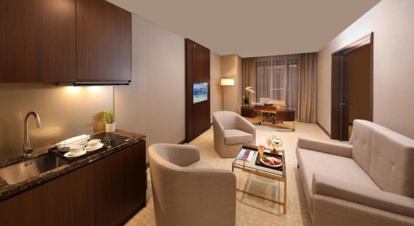 GRAND VISTA HOTEL