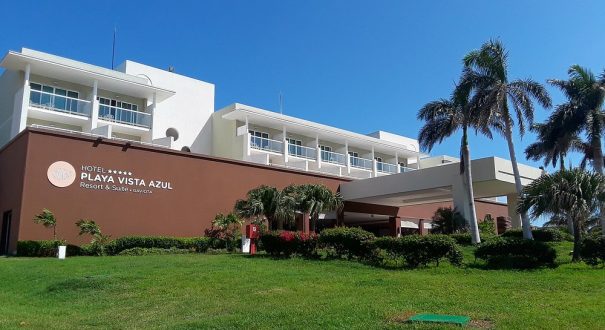 PLAYA VISTA AZUL HOTEL