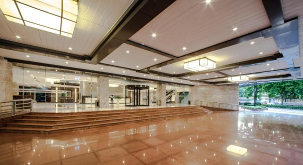 ARMY HOTEL