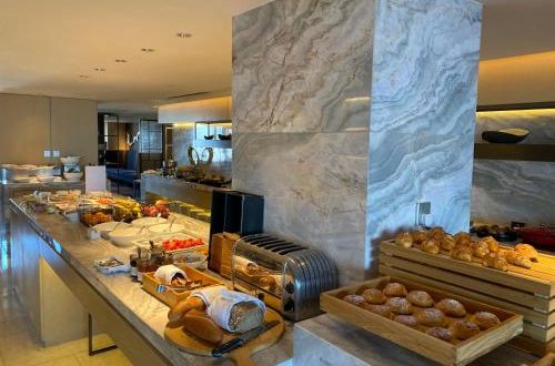 RADISSON YANGTZE SHANGHAI HOTEL