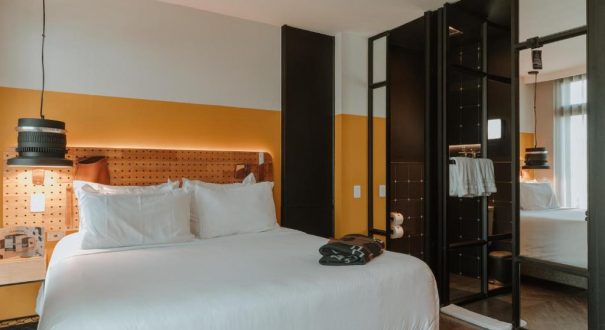 THE CLICK CLACK HOTEL