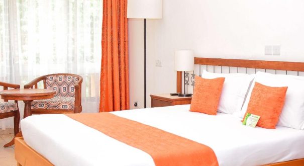 BOULEVARD HOTEL