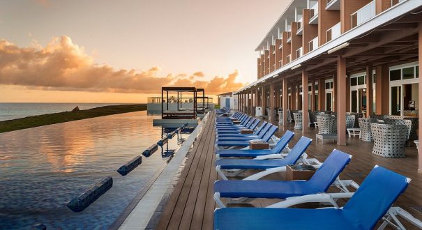 PLAYA VISTA AZUL HOTEL