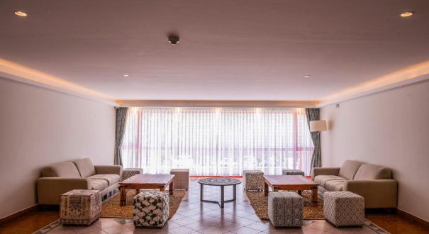 BOULEVARD HOTEL