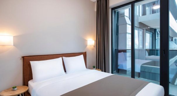 STEPS HOTEL