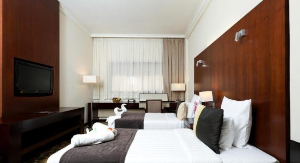 AAVRI HOTEL
