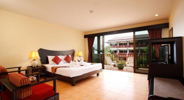 KATA SEA BREEZE HOTEL
