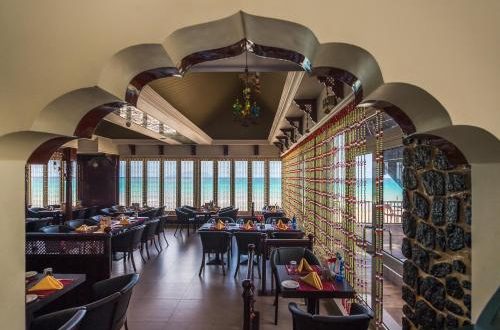 CORAL STRAND SMART CHOICE HOTEL
