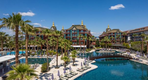 SIAM ELEGANCE RESORT HOTEL