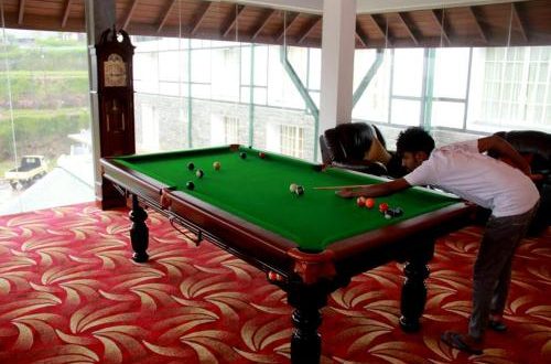 BLACK POOL HOTEL