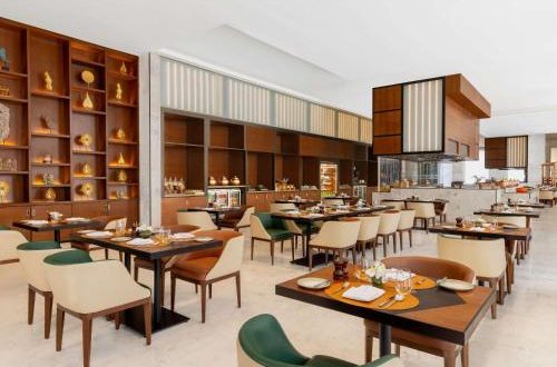 NOVOTEL JAIPUR HOTEL