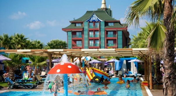 SIAM ELEGANCE RESORT HOTEL