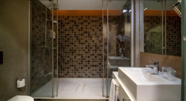 THE NEW ZEYBEK HOTEL