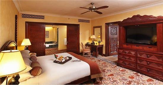THE PALACE OF THE LOST CITY HOTEL
