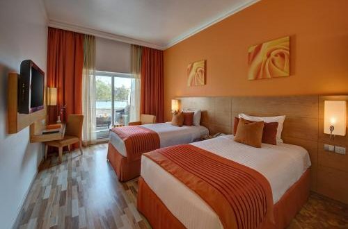 AL KHOORY EXECUTIVE HOTEL