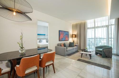 TH8 PALM DUBAI BEACH HOTEL