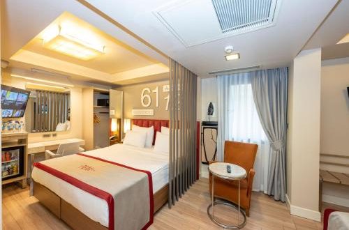 RAMADA BY WYNDHAM PERA HOTEL
