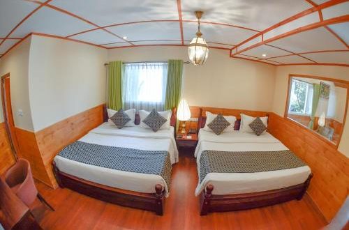 MIRAGE KINGS COTTAGE HOTEL