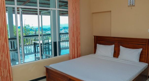 MOUNT PALACE HOTEL