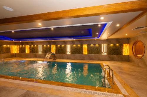 RAMADA BY WYNDHAM PERA HOTEL