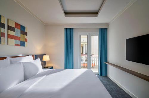 M Village Thợ Nhuộm Hotel