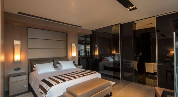 KEY HOTEL