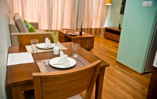 OCEAN EDGE SUITES HOTEL
