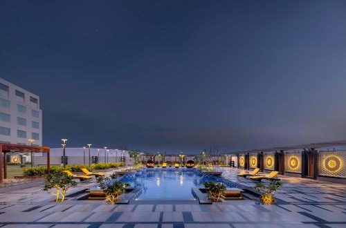 NOVOTEL JAIPUR HOTEL